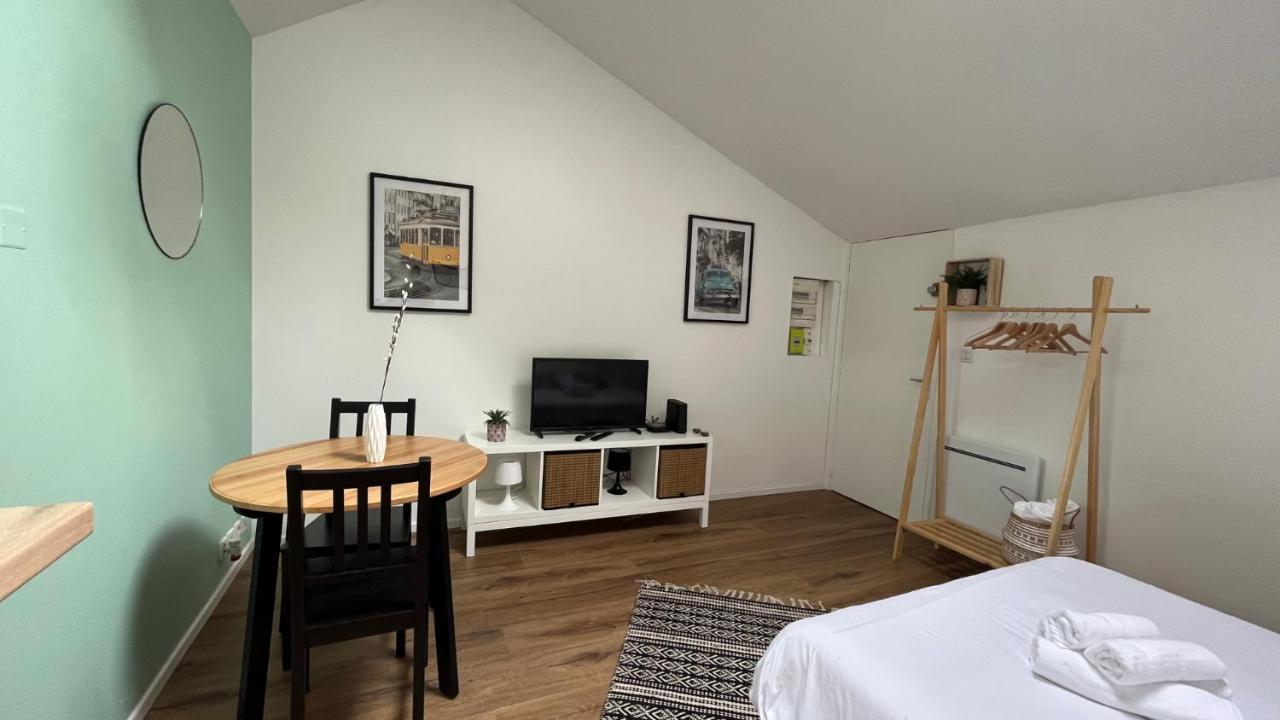 De Sauge Et D'Osier Apartamento Nevers Exterior foto